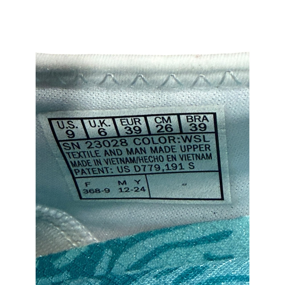 Skechers Relaxed Fit Womens Air-Cooled Memory Foam Shoes Size 9 White Silver NEW - Picture 2 of 7